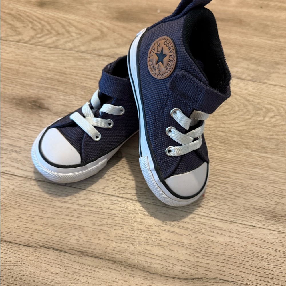 Converse Kids Sneakers in Deep Blue